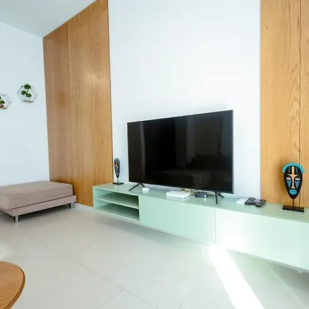 Villa Jungle Modern With Pool In Coast Palasë